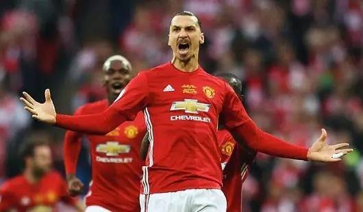 在比赛中各 在比赛中各